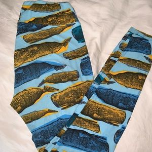 LuLaRoe Leggings Rare Whale Print